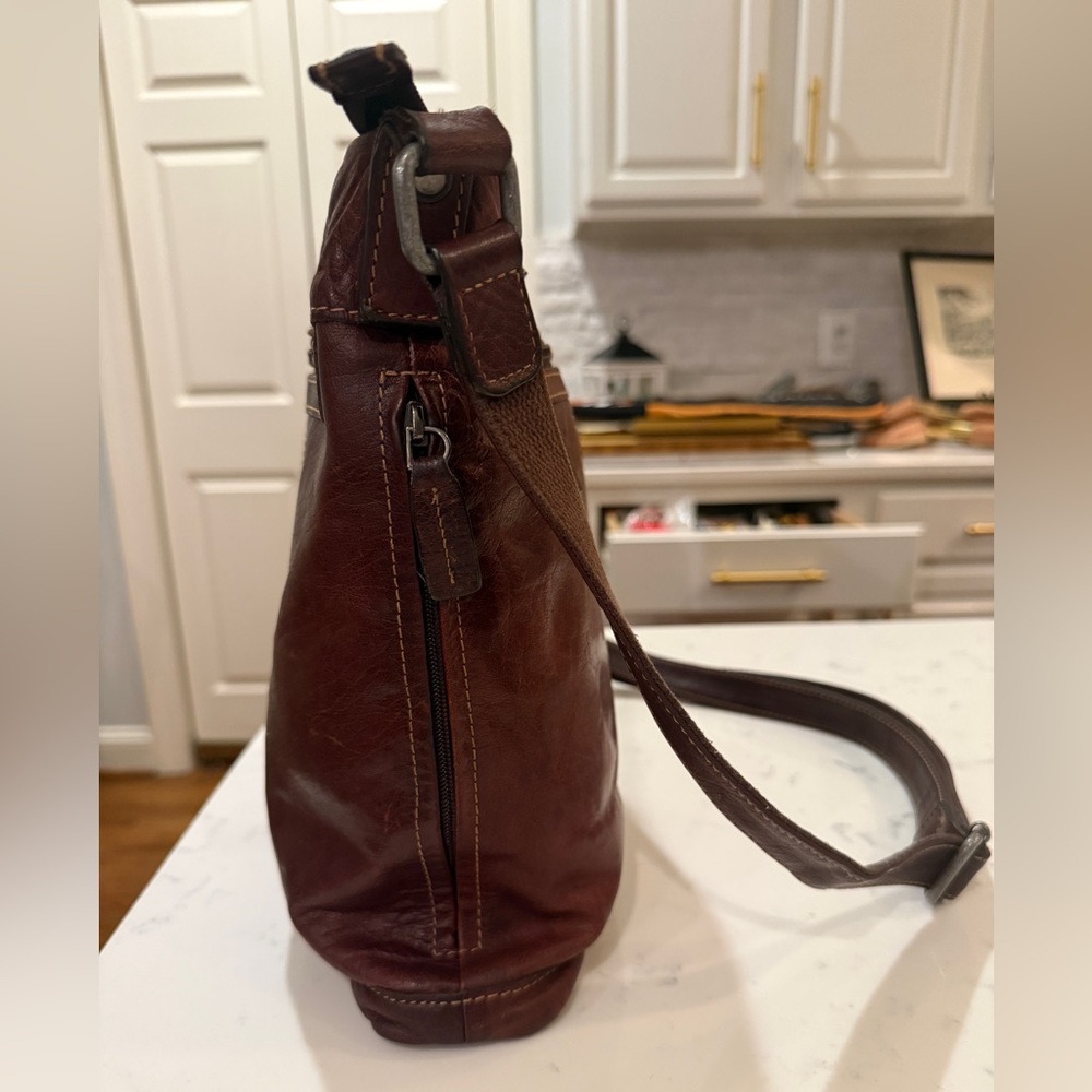 Jack Georges Voyager Leather Crossbody Messenger Bag - Brown - Picture 9 of 16